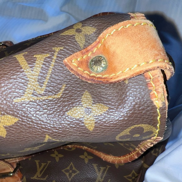 Louis Vuitton Monogram Saumur 35 - Picture 6 of 16